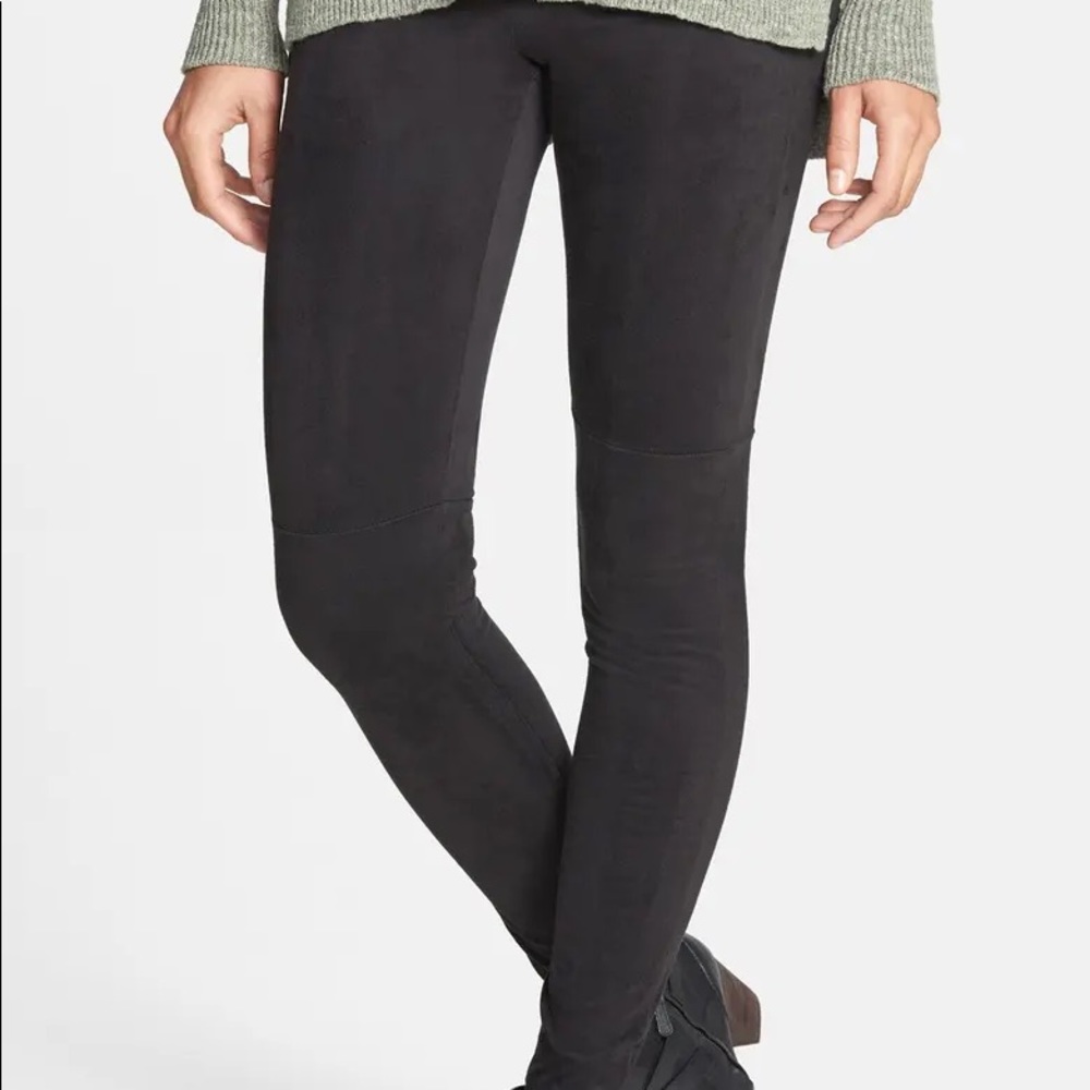 Hue ultra suede legging
